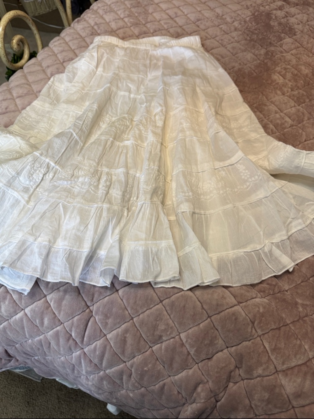 Mimi & maggie White Tiered Boho Maxi tiered skirt